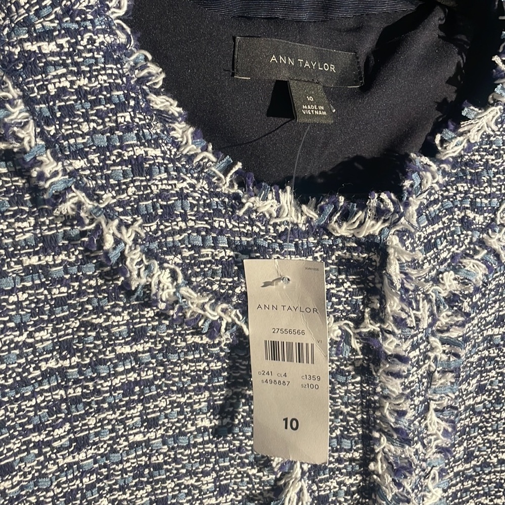 NWT Ann Taylor Blue & White Blazer - Size 10 - Picture 2 of 5